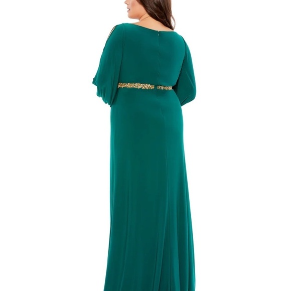 Mac Duggal 67747 NWT SPLIT SLEEVE SURPLICE GOWN (PLUS) - Picture 3 of 9